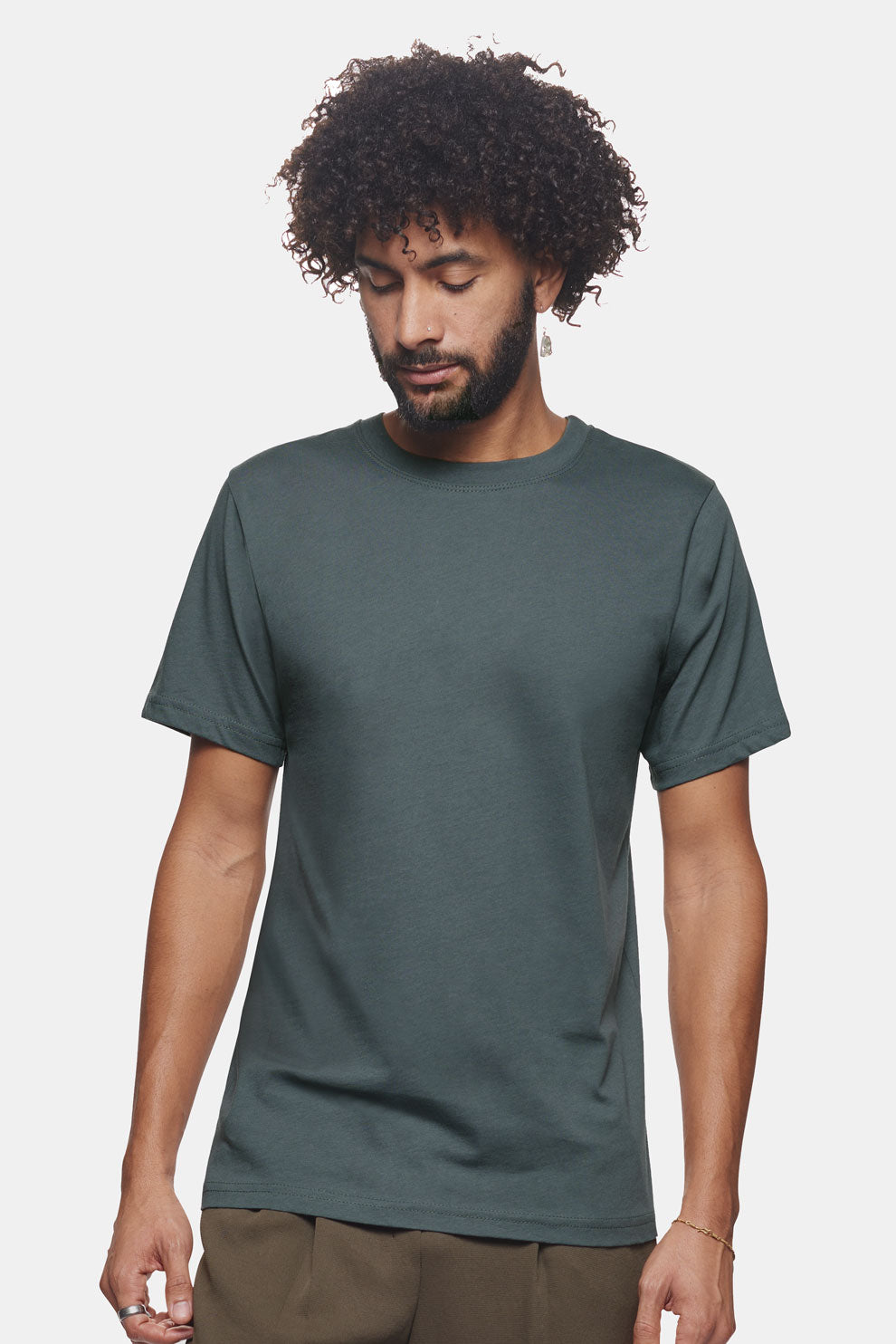 Expert Brand Apparel Unisex Organic Cotton Tee Made in USA in carbon#color_carbon