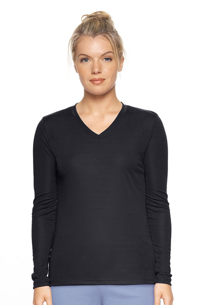Expert Brand Retail Womens Activewear Womens Sportswear Made in USA Long Sleeve Tec Tee Runners Tee V Neck black#color_black