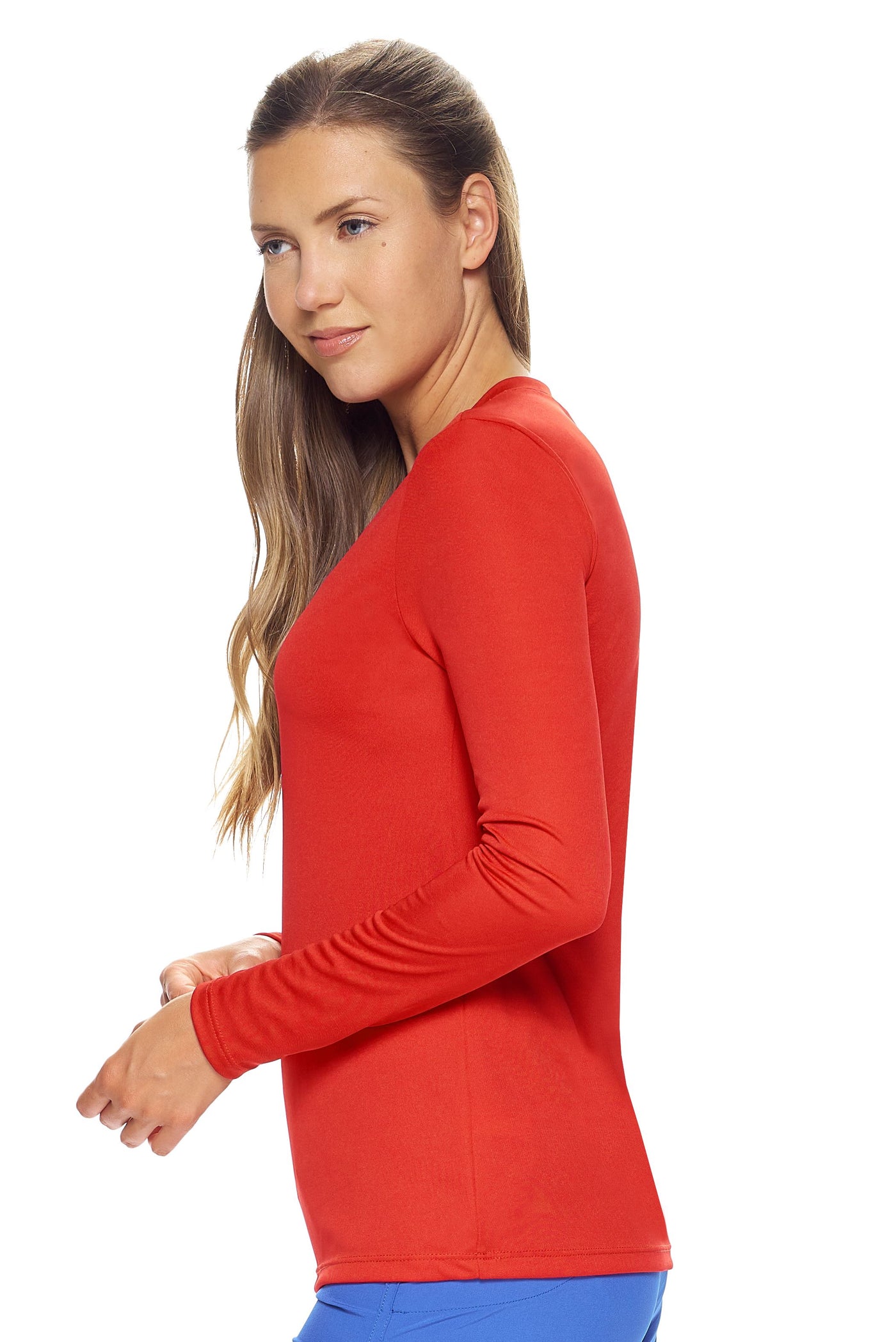 Expert Brand Retail Womens Activewear Womens Sportswear Made in USA Long Sleeve Tec Tee Runners Tee V Neck red 2#color_true-red
