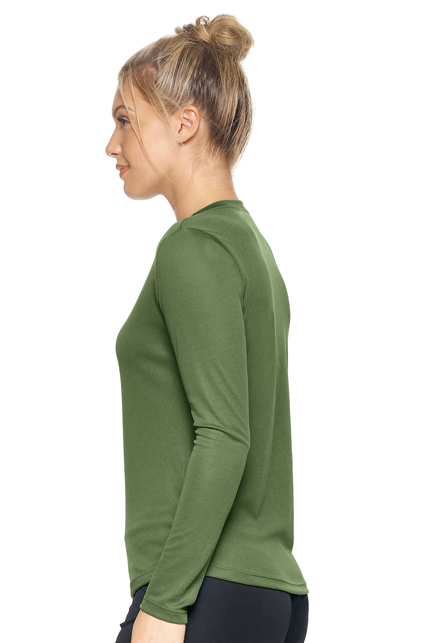 Expert Brand Retail Women's Long Sleeve Crewneck Tec Tee Made in USA Oxymesh military green 2#color_military-green