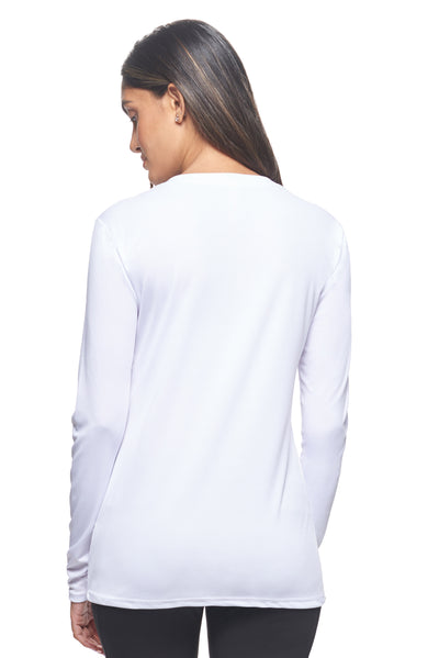 Expert Brand Retail Womens Activewear Womens Sportswear Made in USA Long Sleeve Tec Tee Runners Tee V Neck white 3#color_white