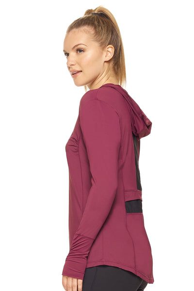 Women's Airstretch™ Arbor Hoodie Pullover in Eggplant#color_eggplant